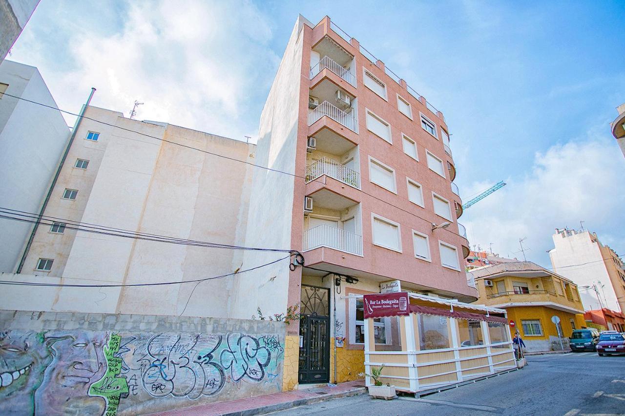 125 City Beach - Alicante Holiday Торевиеха Екстериор снимка