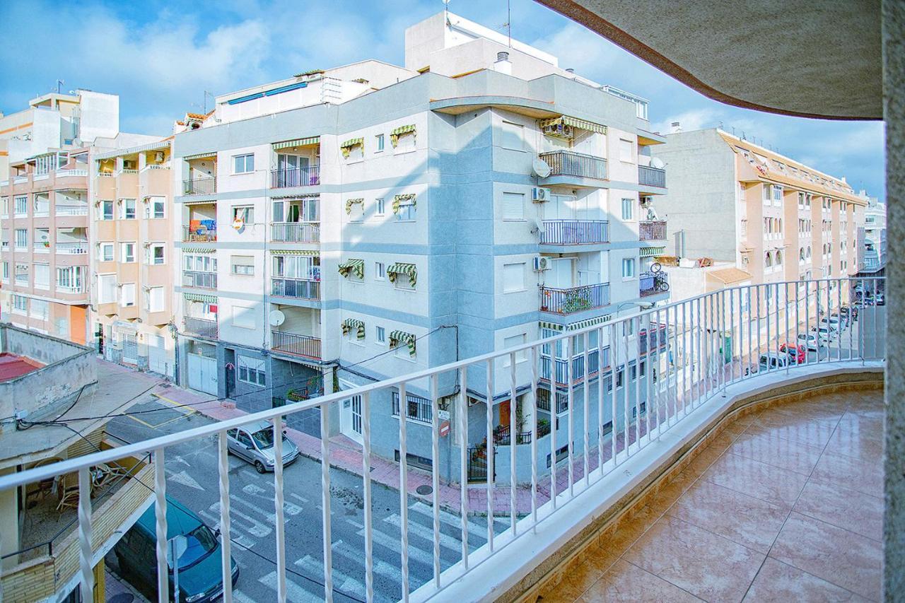 125 City Beach - Alicante Holiday Торевиеха Екстериор снимка