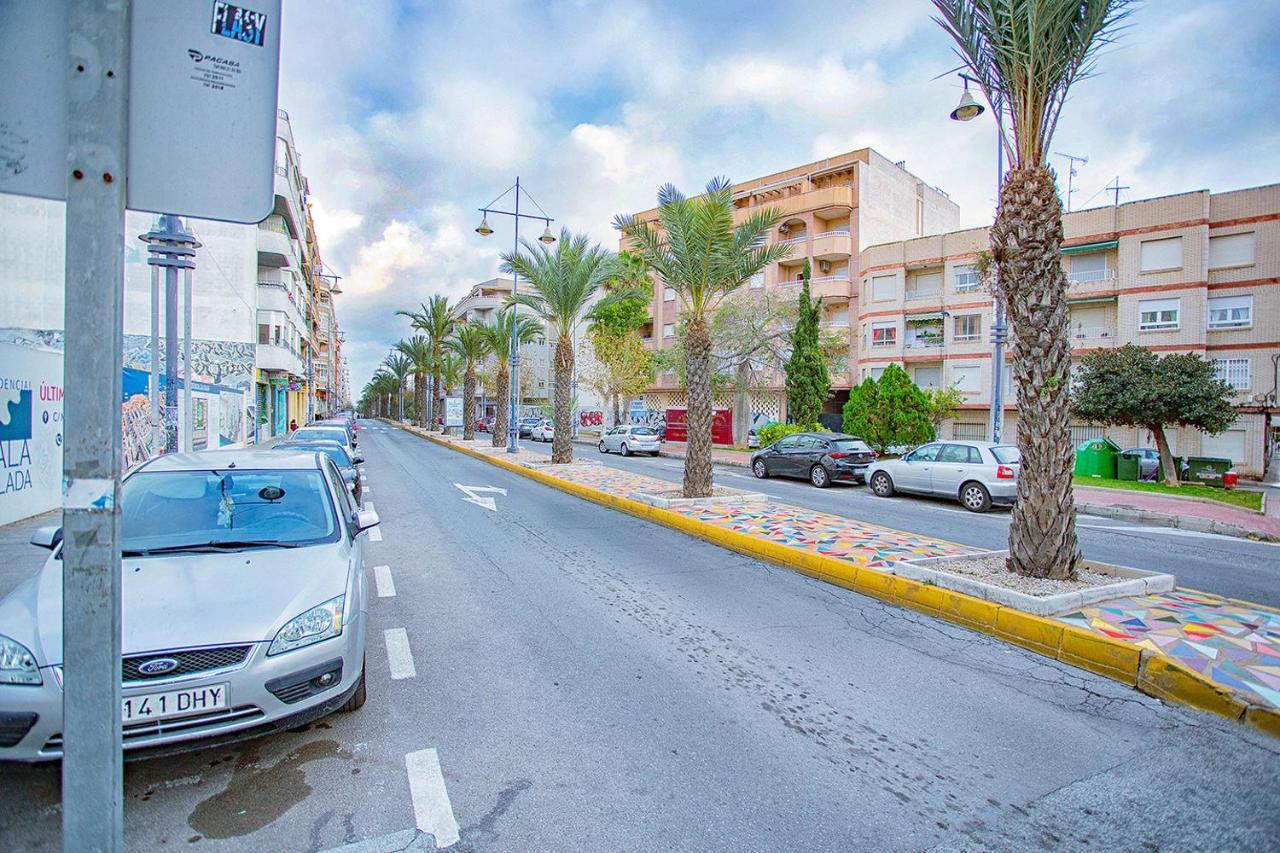 125 City Beach - Alicante Holiday Торевиеха Екстериор снимка